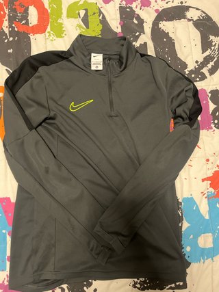 Chaqueta Nike Gris y Negra Talla M