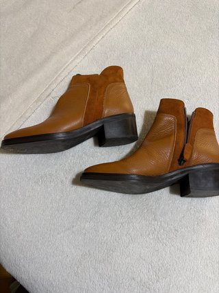 Botines de piel marrones