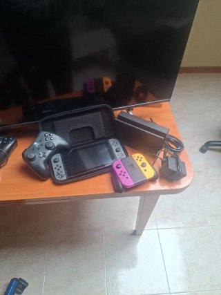 Nintendo Switch con accesorios