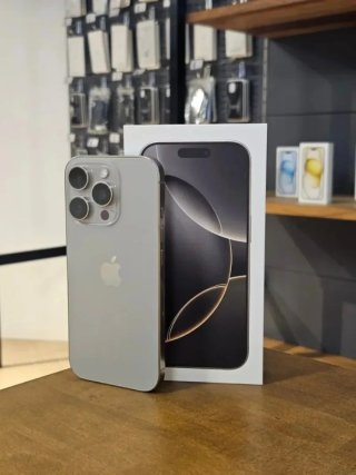 IPHONE 16 PRO 128GB TITANIO BATTERIA 88%