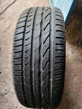 Rueda de coche