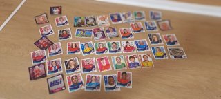 Lotteria di figurine di calcio femminile