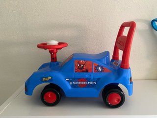 Correpasillos Spiderman para niños