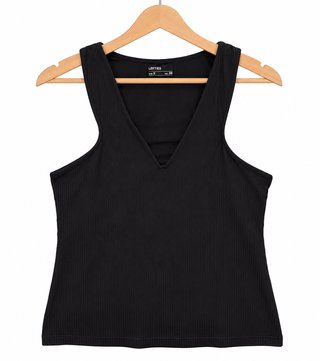 Camiseta Negra Canalé Escote V Lefties