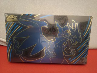 Collezione Ultra Premium Pokémon Mega Charizard