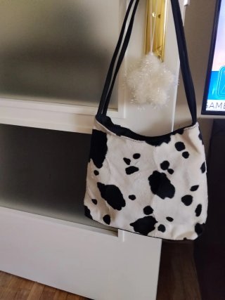 Bolso con estampado de vaca