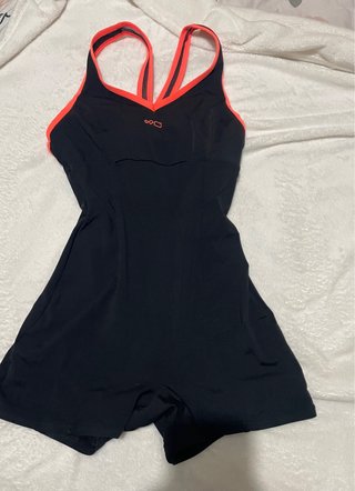 Mono de Natación Negro y Naranja Talla XS