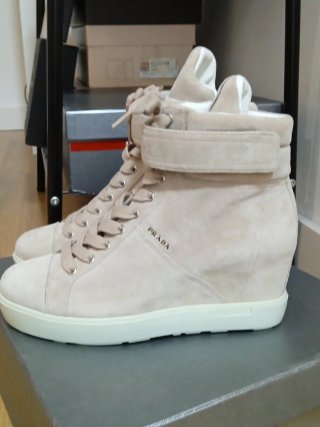 Botines Prada Beige