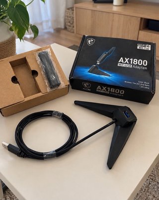 Adaptador WiFi 6 USB MSI AX1800