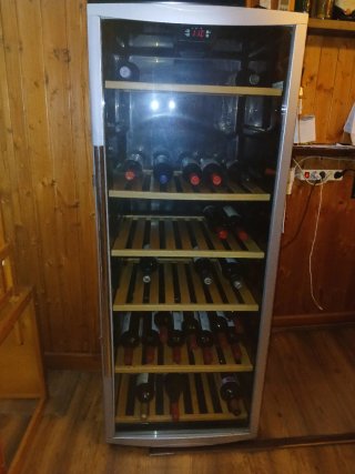 Vinoteca de pie