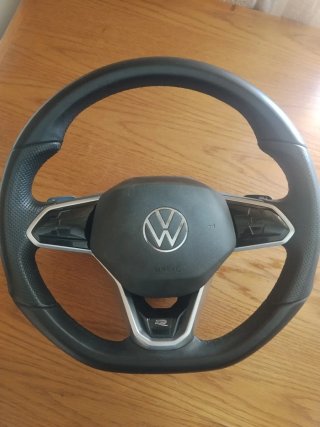 Volante Golf 7 GTI con levas