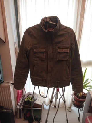 Cazadora torera marrón talla europea M,mejicana 28