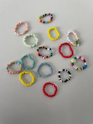 Set de 14 Anillos de Cuentas