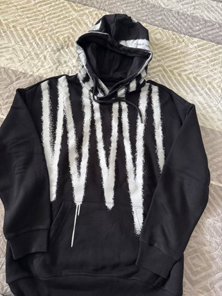 Sudadera Bershka Negra