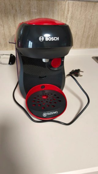 Cafetera Bosch Tassimo Roja y Negra