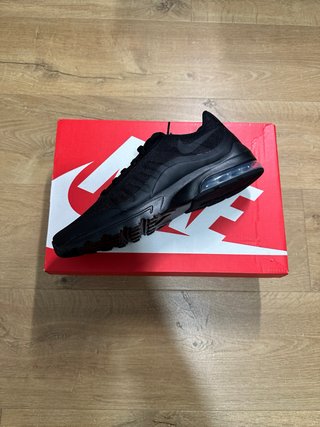 Zapatillas Nike Air Max Invigor Negras
