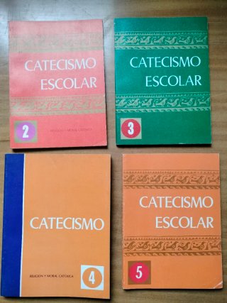 Lote 4 libros catecismo escolar