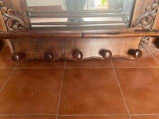 Perchero de Pared de Madera
