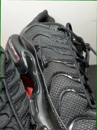 Nike Air Max Plus Triple Black Talla 38
