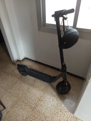 Patinete Eléctrico Negro