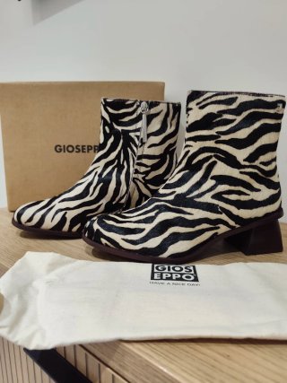 Botines Gioseppo Estampado Animal Talla 39