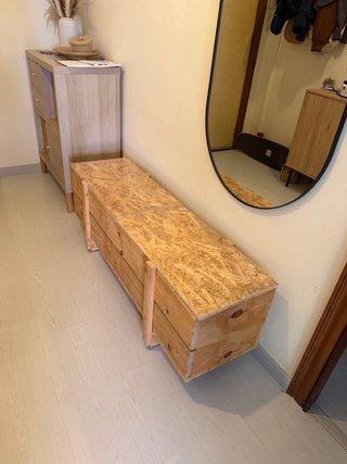 Banco con almacenaje de madera