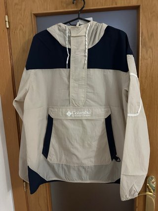 Cortavientos Columbia Beige y Azul