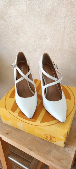 Zapatos de tacón blancos Anna Fiel