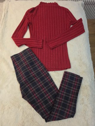 Conjunto Shein Jersey y Leggings Talla S