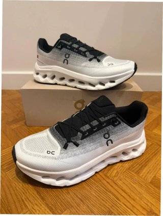 Zapatillas On Cloudmonster Negro/Blanco Talla 40