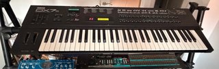 Sintetizador Yamaha DX7s