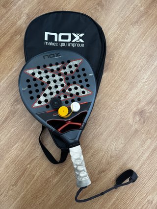 Pala de Pádel NOX AT10 Genius 18KAlum con Hesacore