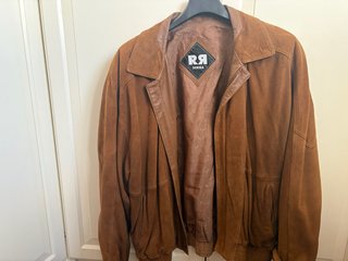 Chaqueta de ante marrón Serra
