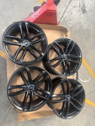 4 Llantas Audi TT TTS TTRS 19 pulgadas originales