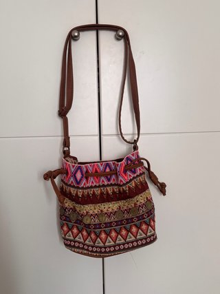 Bolso Bandolera Tipo Saco Estampado