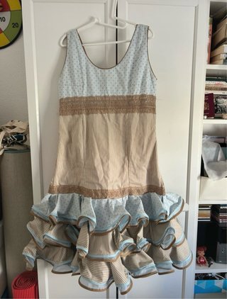 Vestido de flamenca corto