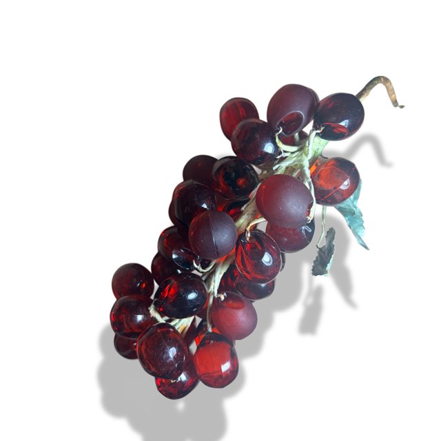 Racimo de Uvas Vintage Lucita Rojo 23cm