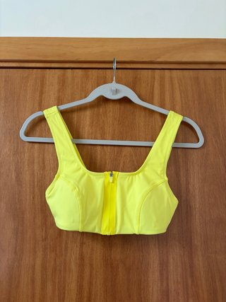 Top de bikini deportivo amarillo neón H&M Talla 36