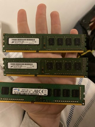 3 Módulos de Memoria RAM (2GB y 4GB)