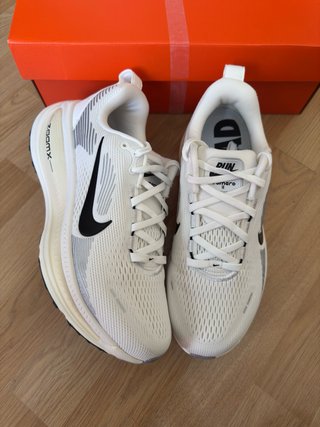 Zapatillas Nike ZoomX Vomero 18 Blancas