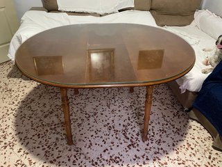 Mesa de Comedor de Madera con crital