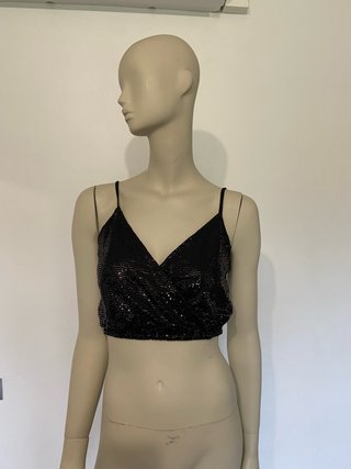 Top de lentejuelas negro Bershka