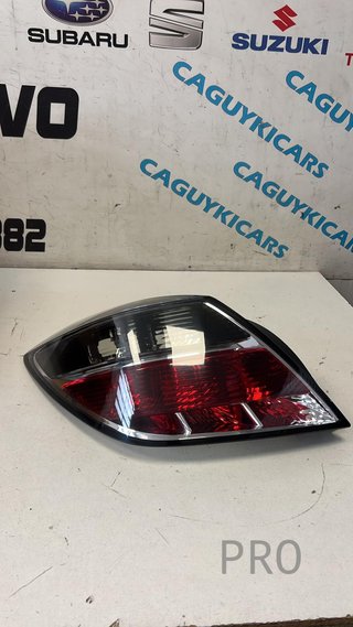 Piloto trasero izquierdo Opel Astra H GTC