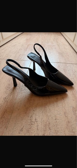 Zapatos de tacón negros