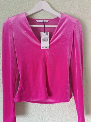 Blusa Fucsia de Terciopelo Mango Talla S