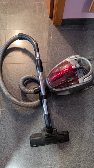 Aspirador Solac Turbociclón Compact