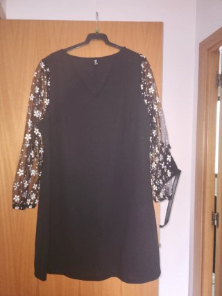 Vestido Negro con Mangas Estampadas Talla Xxl