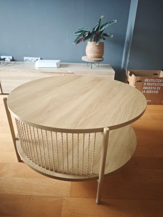 Mesa auxiliar redonda de madera