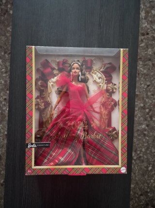 Barbie Holiday 2024 Signature