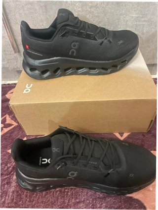 Zapatillas On Cloudmonster Negras Talla 42